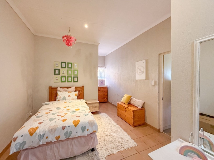 3 Bedroom Property for Sale in Kosmos Ridge North West